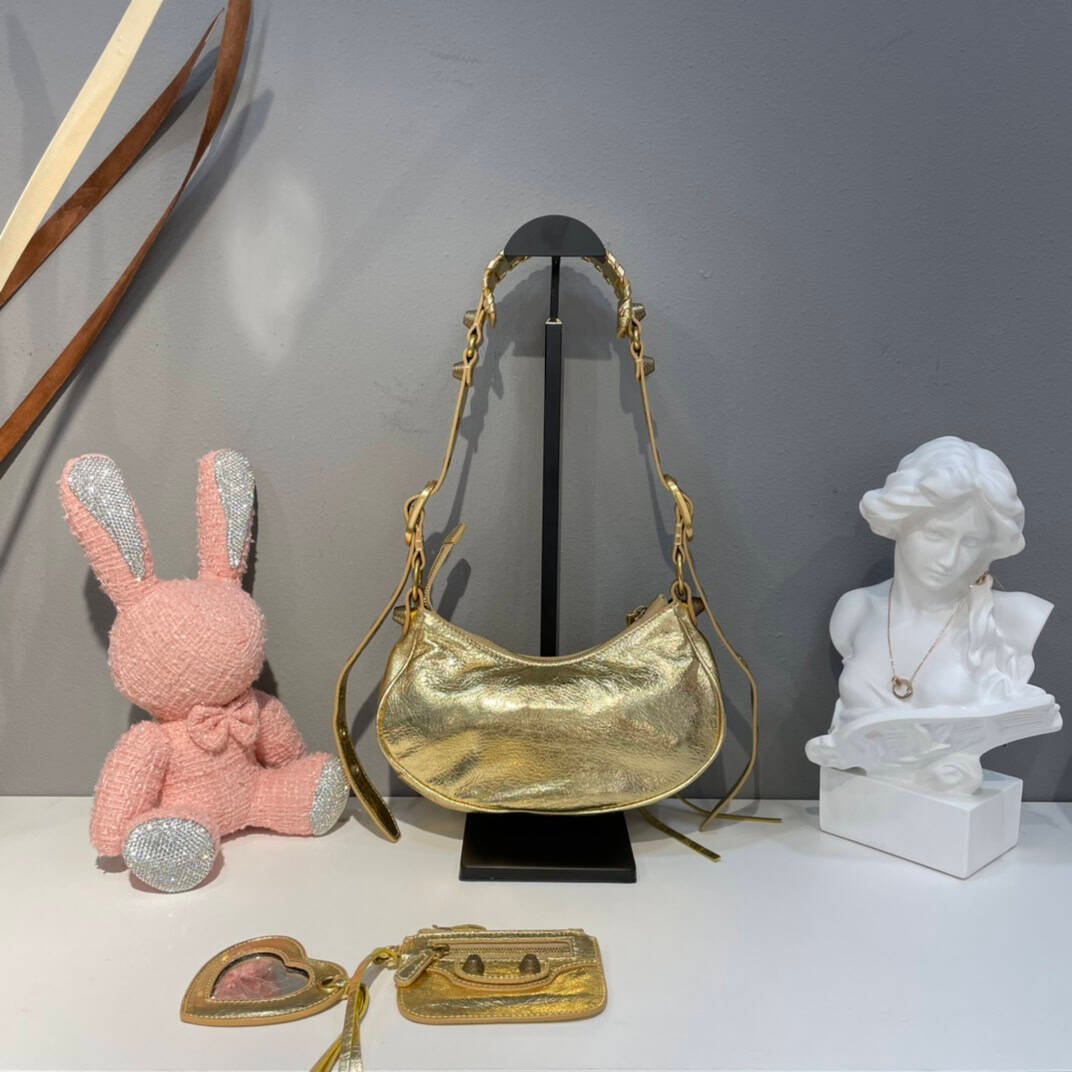 Balenciaga Le Cagole Half-Moon Small Armpit Dumpling Bag - Golden 58338 | Sandra Bags - Image 5