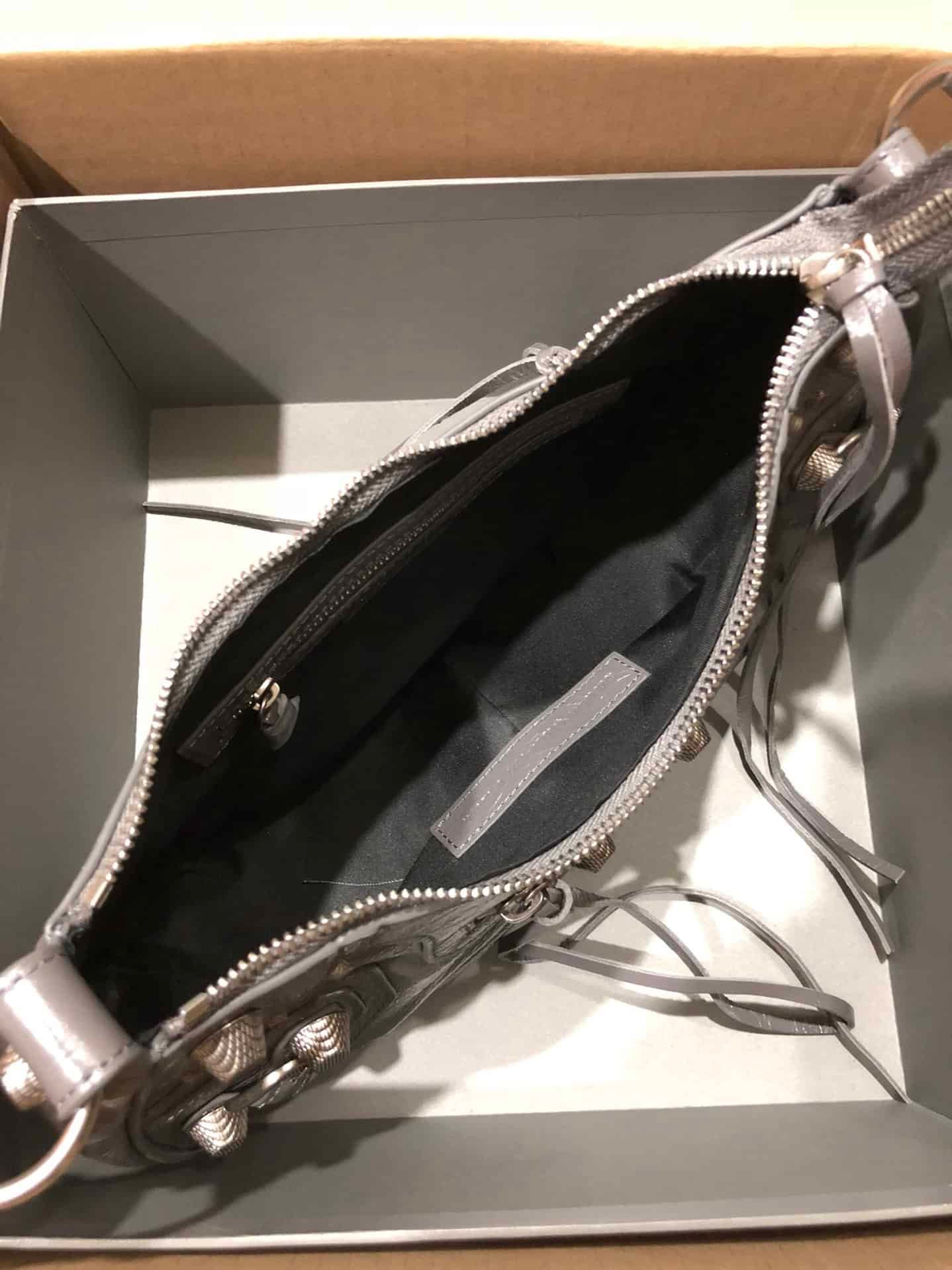 Balenciaga Le Cagole Half-Moon Small Armpit Dumpling Bag - Gray 28370 | Sandra Bags - Image 5