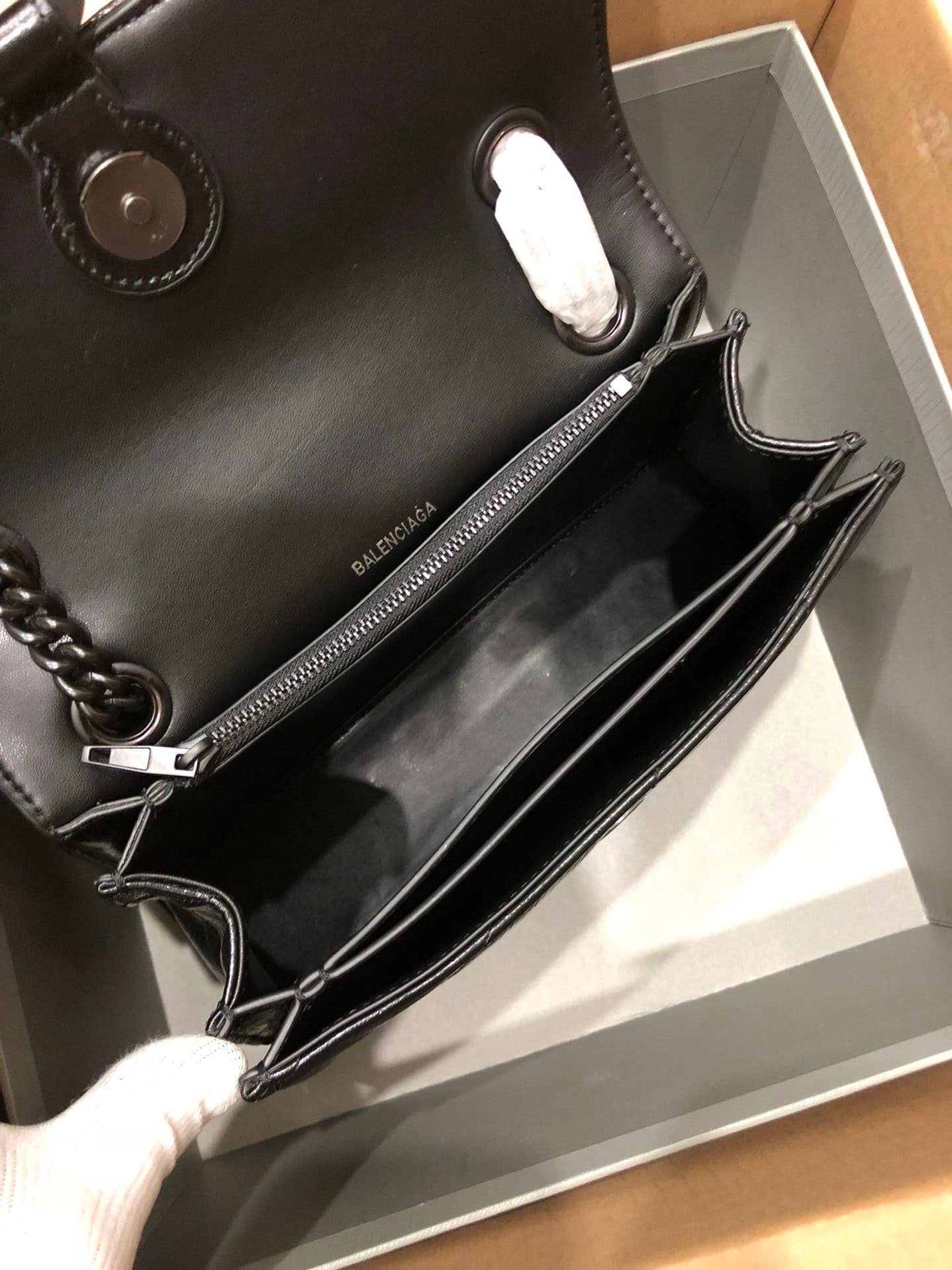 Balenciaga Crush Hourglass Small Chain Bag - Black 10568 | Sandra Bags - Image 3