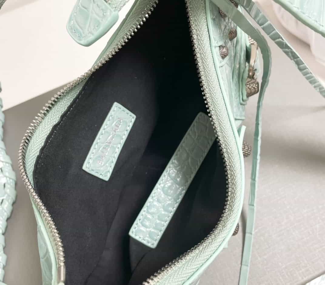 Balenciaga Le Cagole Half-Moon Small Armpit Dumpling Bag - Green 12992 | Sandra Bags - Image 2