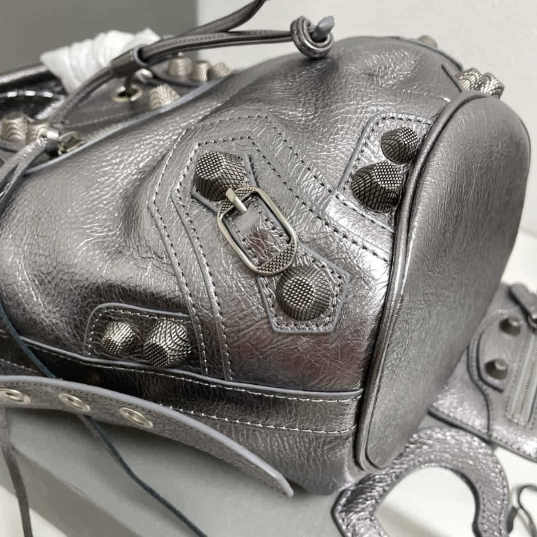 Balenciaga Le Cagole Large Bucket Bag - Gray 12924 | Sandra Bags - Image 3