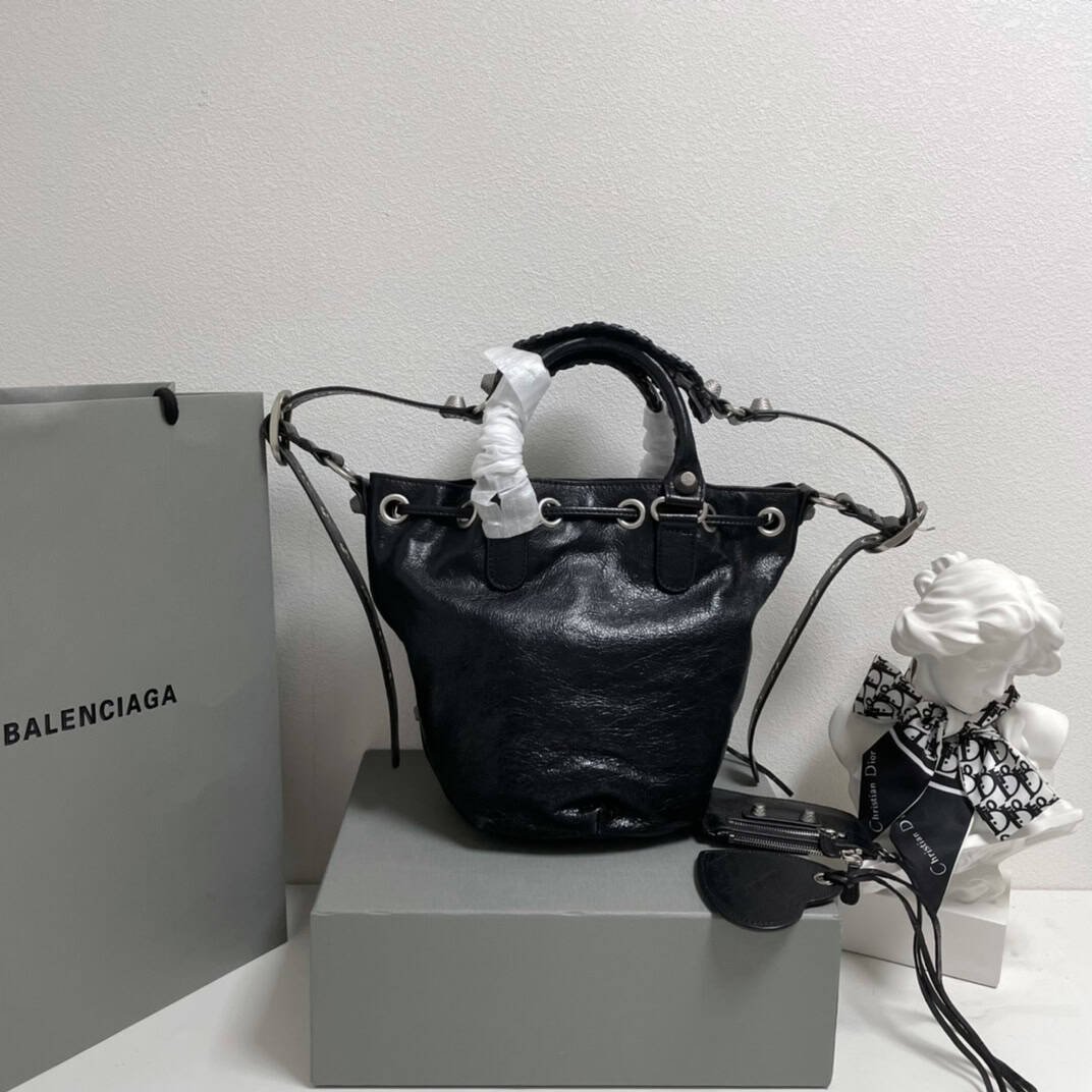 Balenciaga Le Cagole Large Bucket Bag - Black 71455 | Sandra Bags - Image 5