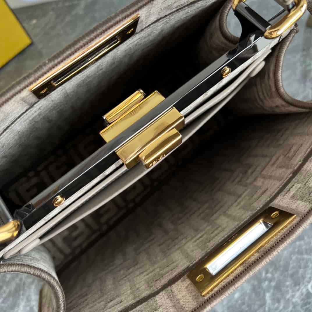 Fendi Peekaboo's Handbag 46839 | Sandra Bags - Image 5