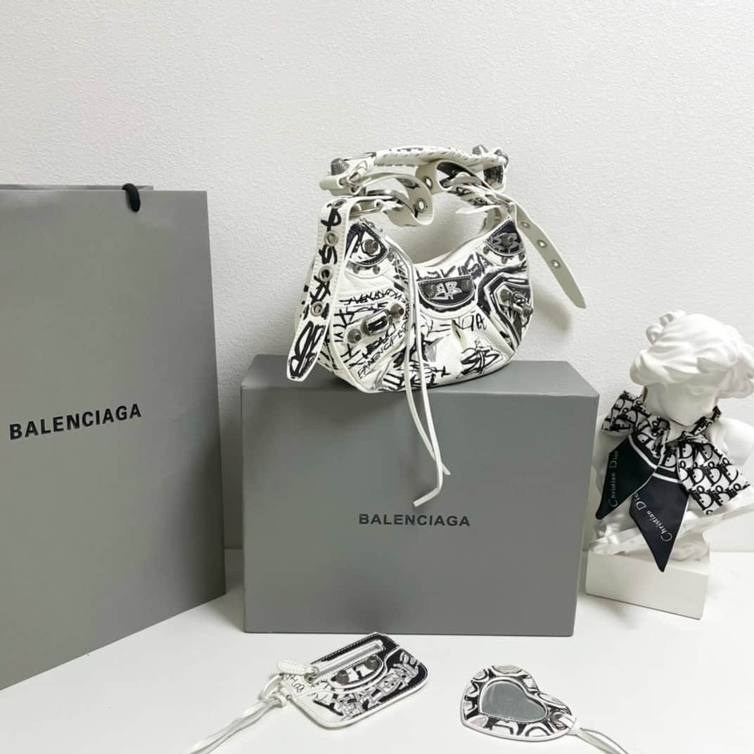 Balenciaga Half-Moon XSmall Armpit Dumpling Bag - White 18605 | Sandra Bags - Image 5