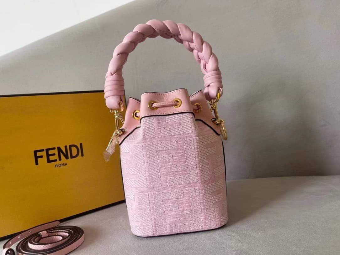 Fendi Mon Tresor Small Bucket Bag - Pink 33965 | Sandra Bags - Image 4