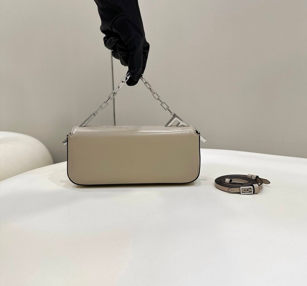 Fendi First Sight Handbag - Cream 88223 | Sandra Bags - Image 5