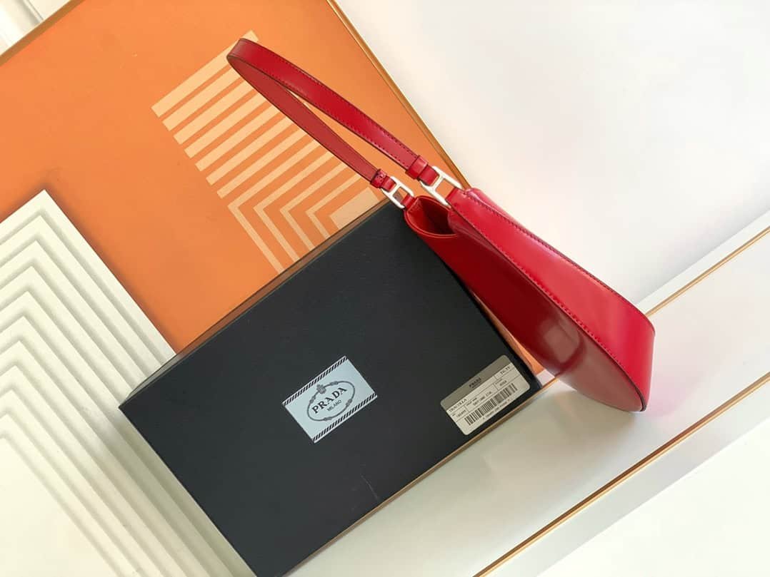 Prada Hobo Underarm Bag - Red 10358 | Sandra Bags - Image 4