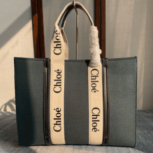 Chloe Woody Large Tote Bag - Black 39094 | Sandra Bags