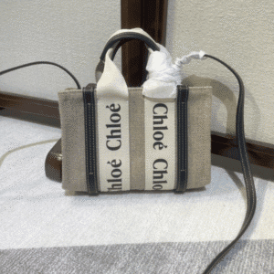 Chloe Woody Mini Shoulder Strap Tote Bag - Black 27288 | Sandra Bags