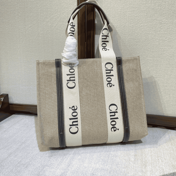 Chloe Woody Medium Shoulder Strap Tote Bag - Black 20303 | Sandra Bags