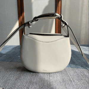 Chloe Kiss Series Handbag - White 40320 | Sandra Bags