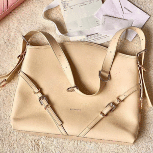 Givenchy Voyou Medium Underarm Bag - Cream 39211 | Sandra Bags