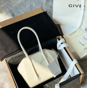 Givenchy Antigona Calfskin Handbag - White 27177 | Sandra Bags