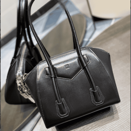 Givenchy Antigona Handbag - Black 77843 | Sandra Bags