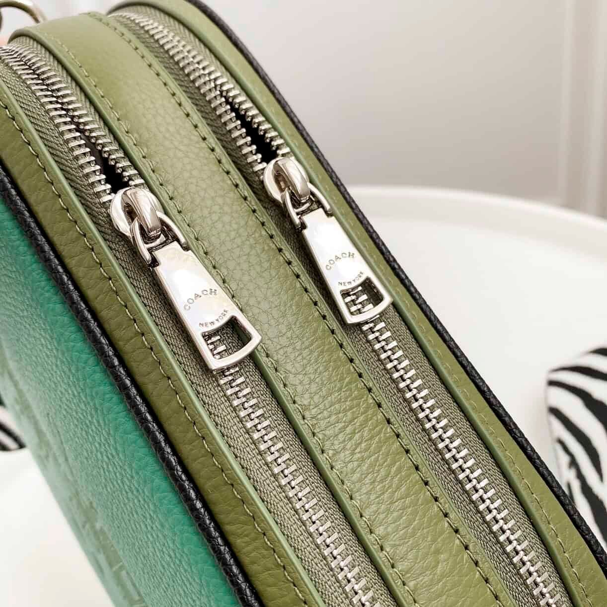 Coach Large Camera Women's Crossbody Bag - Green 71654 | Sandra Bags - Image 3