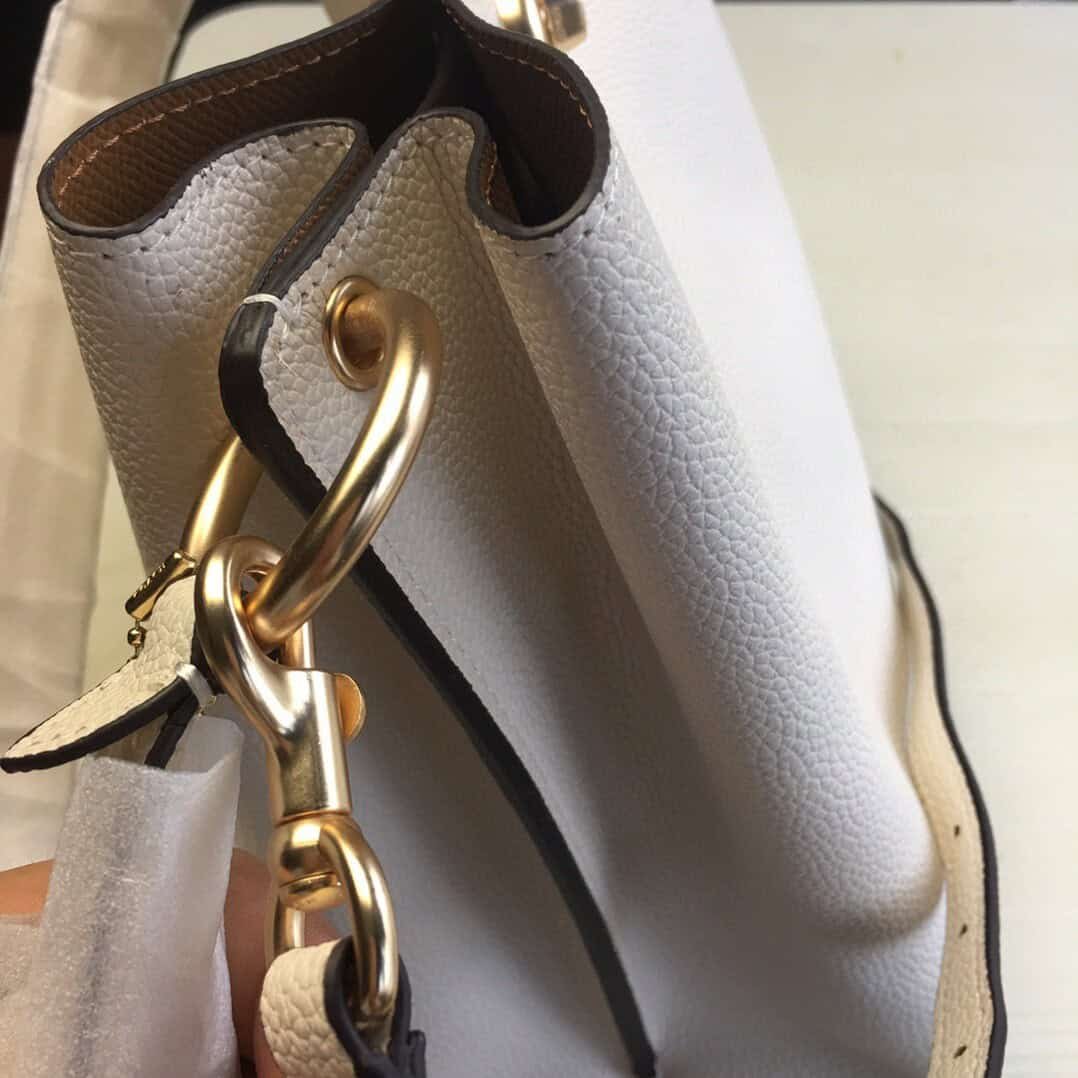 Coach Multi-functional Bucket Bag - White 21102 | Sandra Bags - Image 3