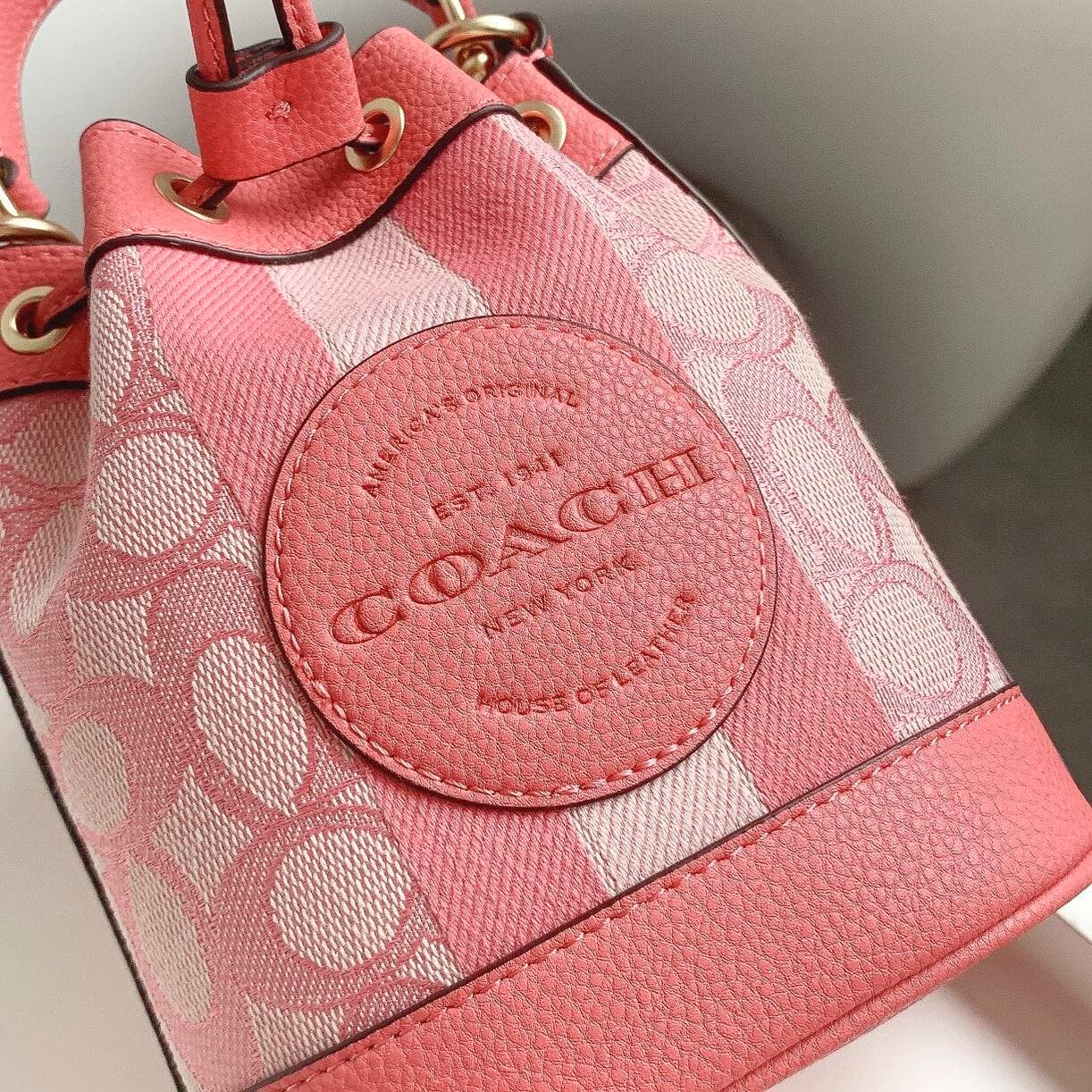 Coach Mini Macaron Color Bucket Bag - Pink 67366 | Sandra Bags - Image 3
