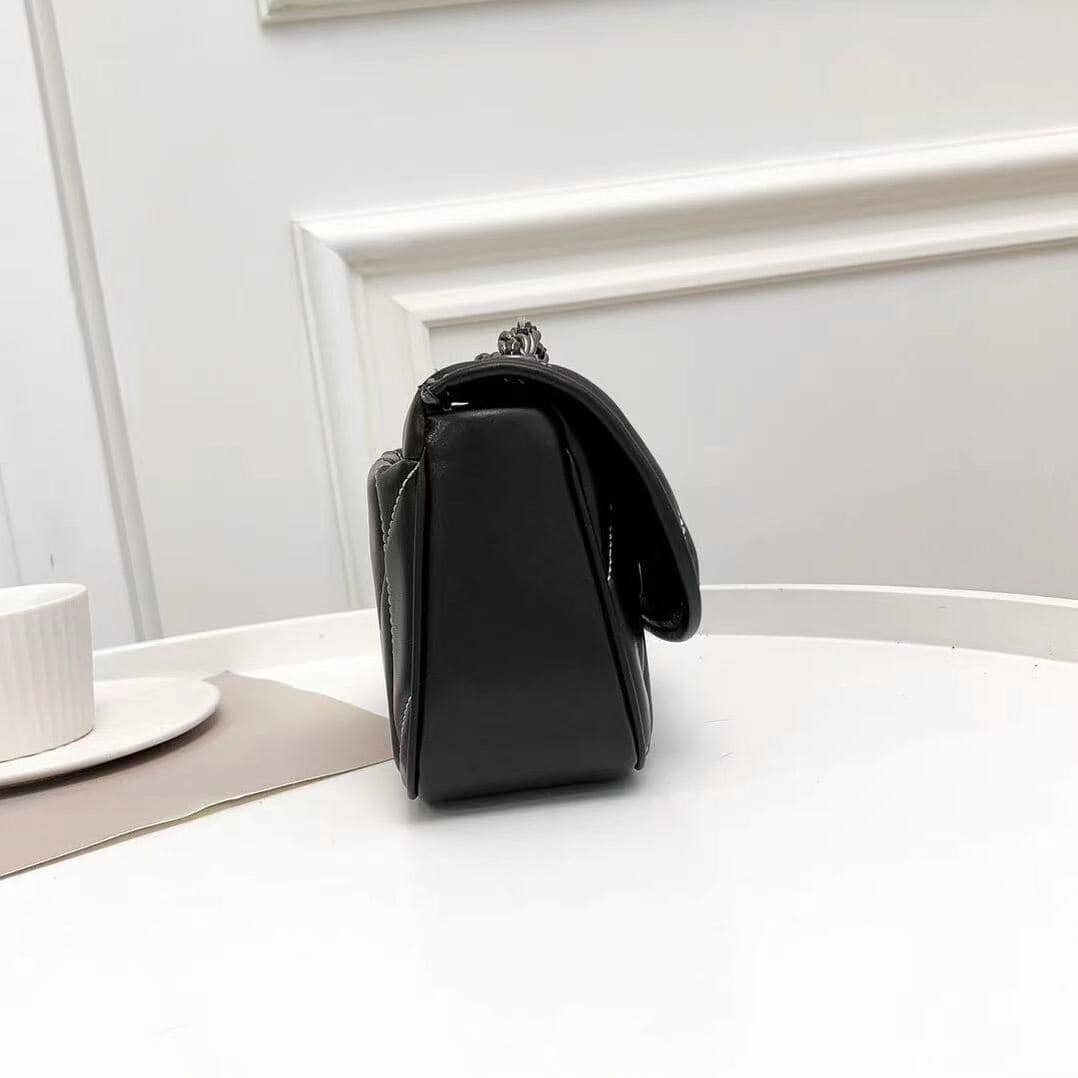 Coach Pillow Madison First-layer Armpit Crossbody Women's Bag - Black 56786 | Sandra Bags - Image 4