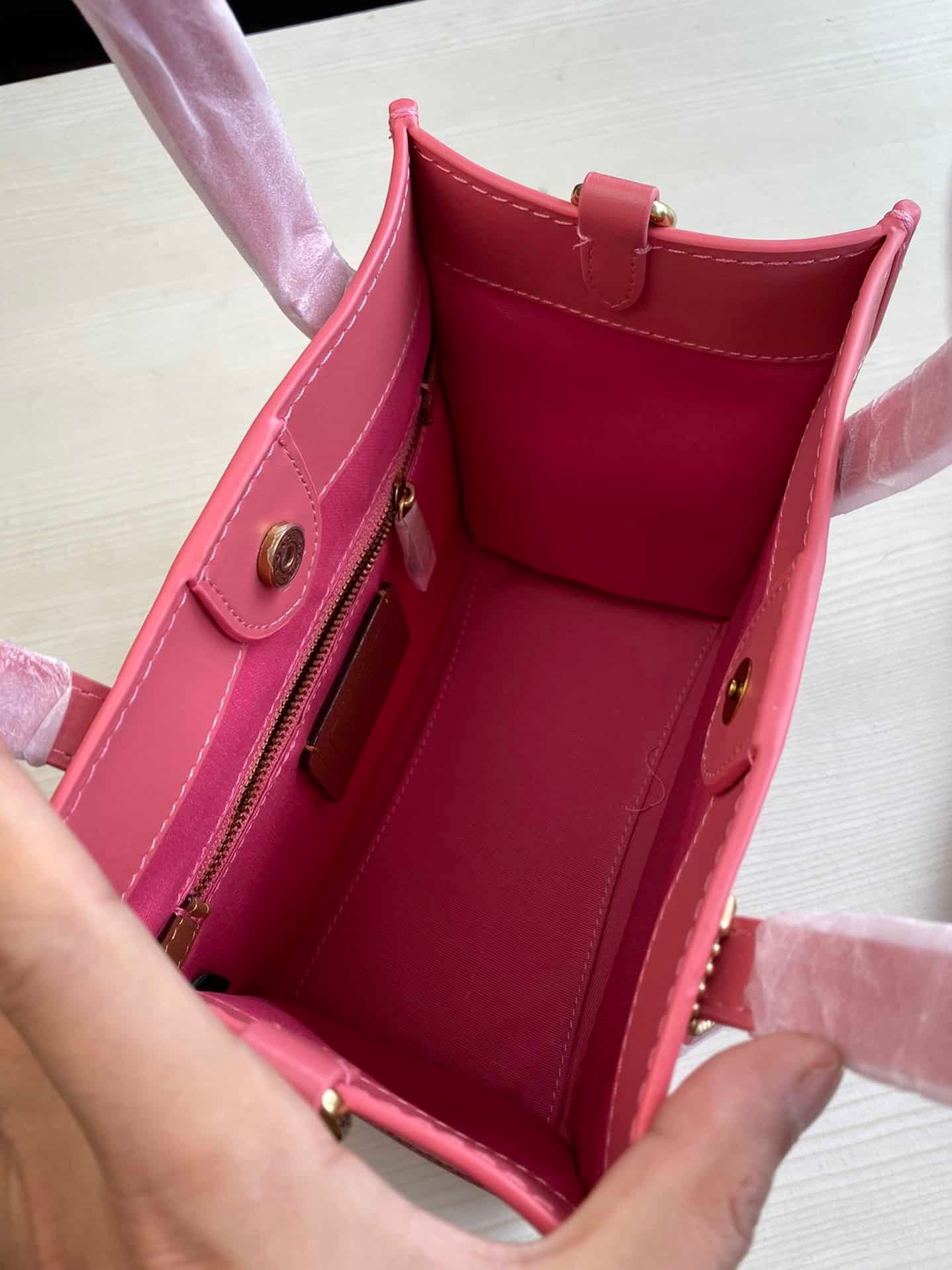 Coach Jacquard Field No. 22 Tote Bag - Pink 18467 | Sandra Bags - Image 3