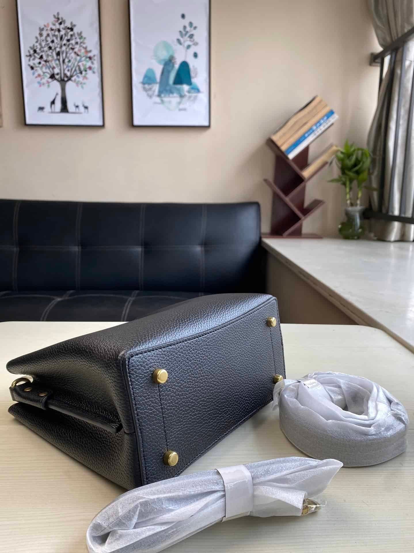 Coach Willow Bucket Small Bucket Bag - Black 32925 | Sandra Bags - Image 4