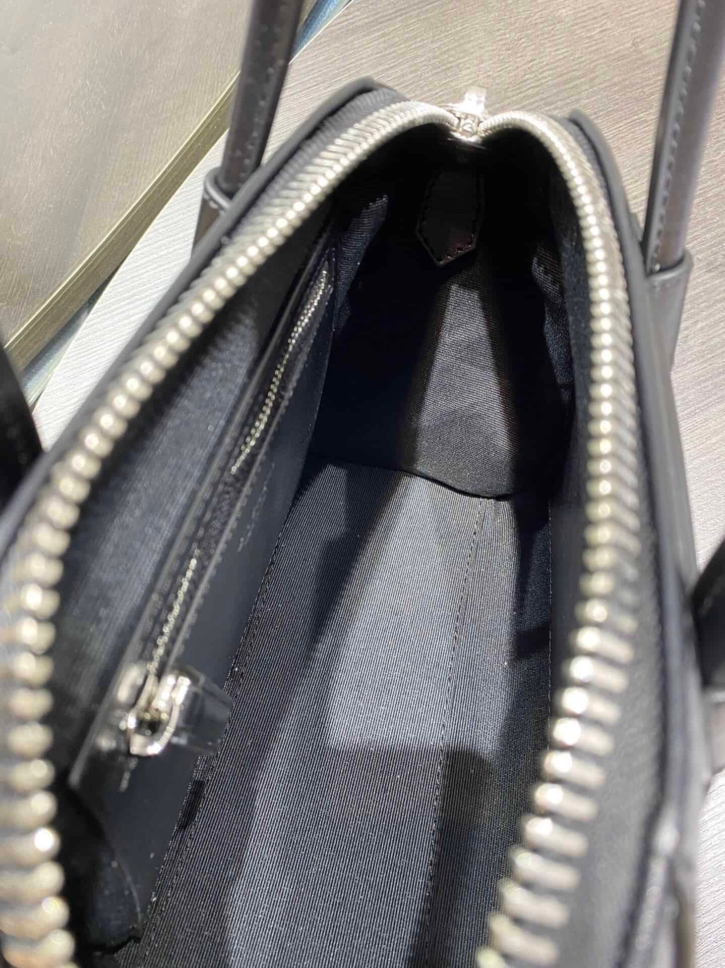 Givenchy Antigona Handbag - Black 77843 | Sandra Bags - Image 2