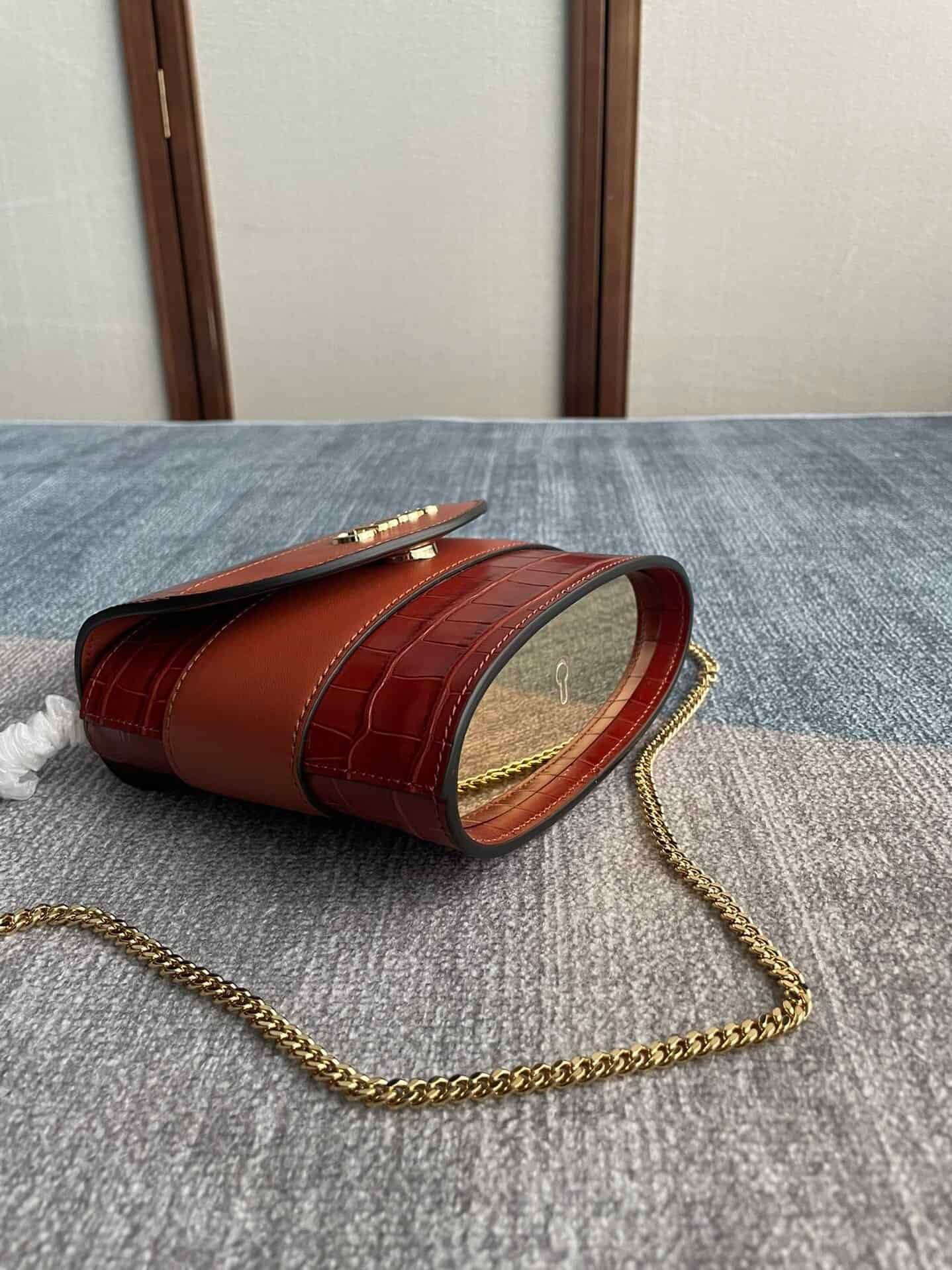 Chloe Small Aby Lock Crocodile Handbag - Red 11140 | Sandra Bags - Image 5