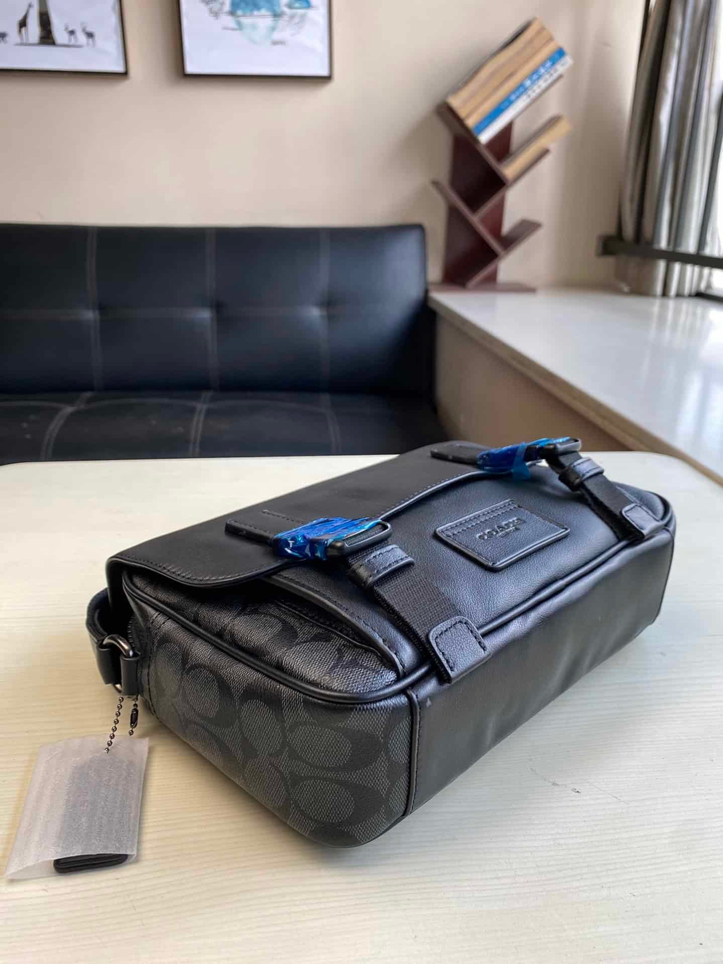 Coach Tracker Crossbody Messenger Bag - Blue 45257 | Sandra Bags - Image 4