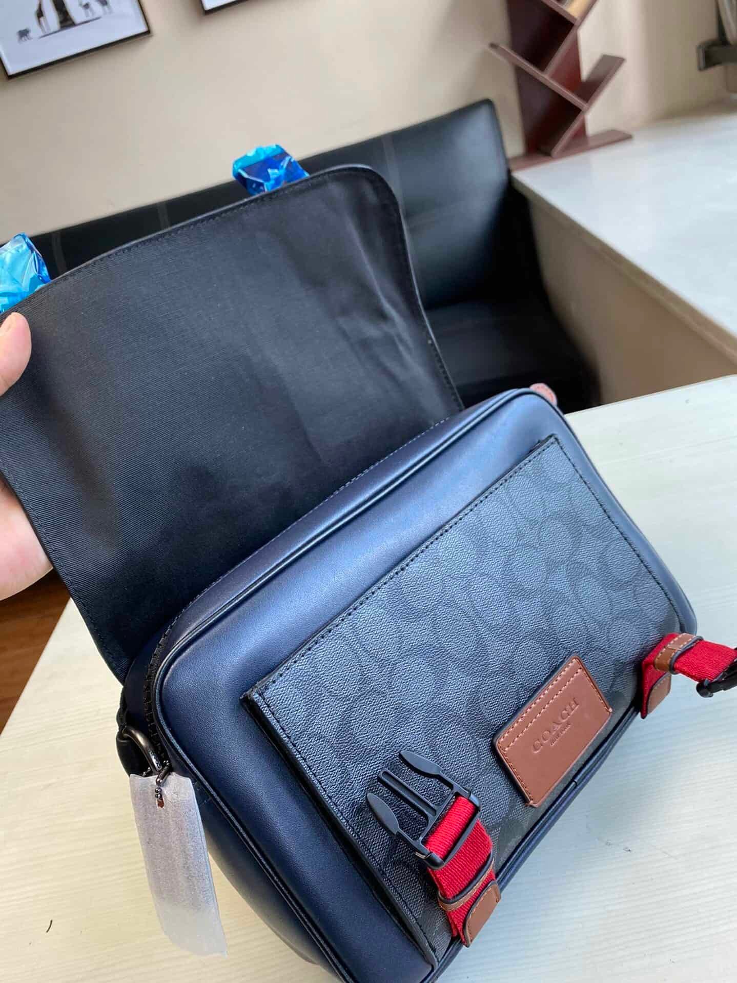 Coach Tracker Crossbody Messenger Bag - Black 96862 | Sandra Bags - Image 4