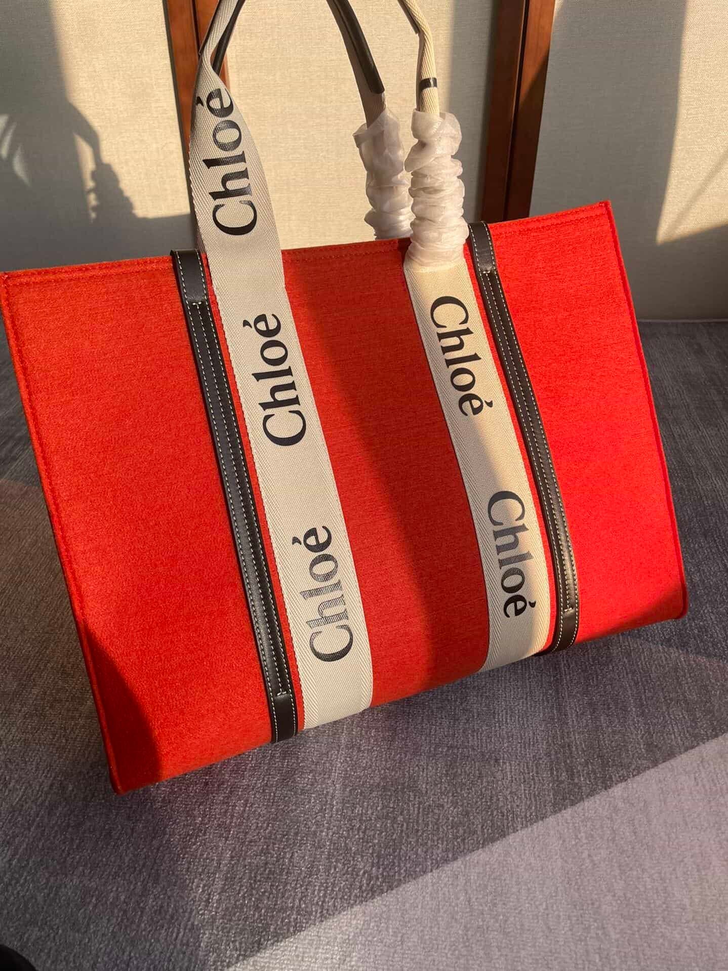 Chloe Woody Large Tote Bag - Red 87752 | Sandra Bags - Image 4