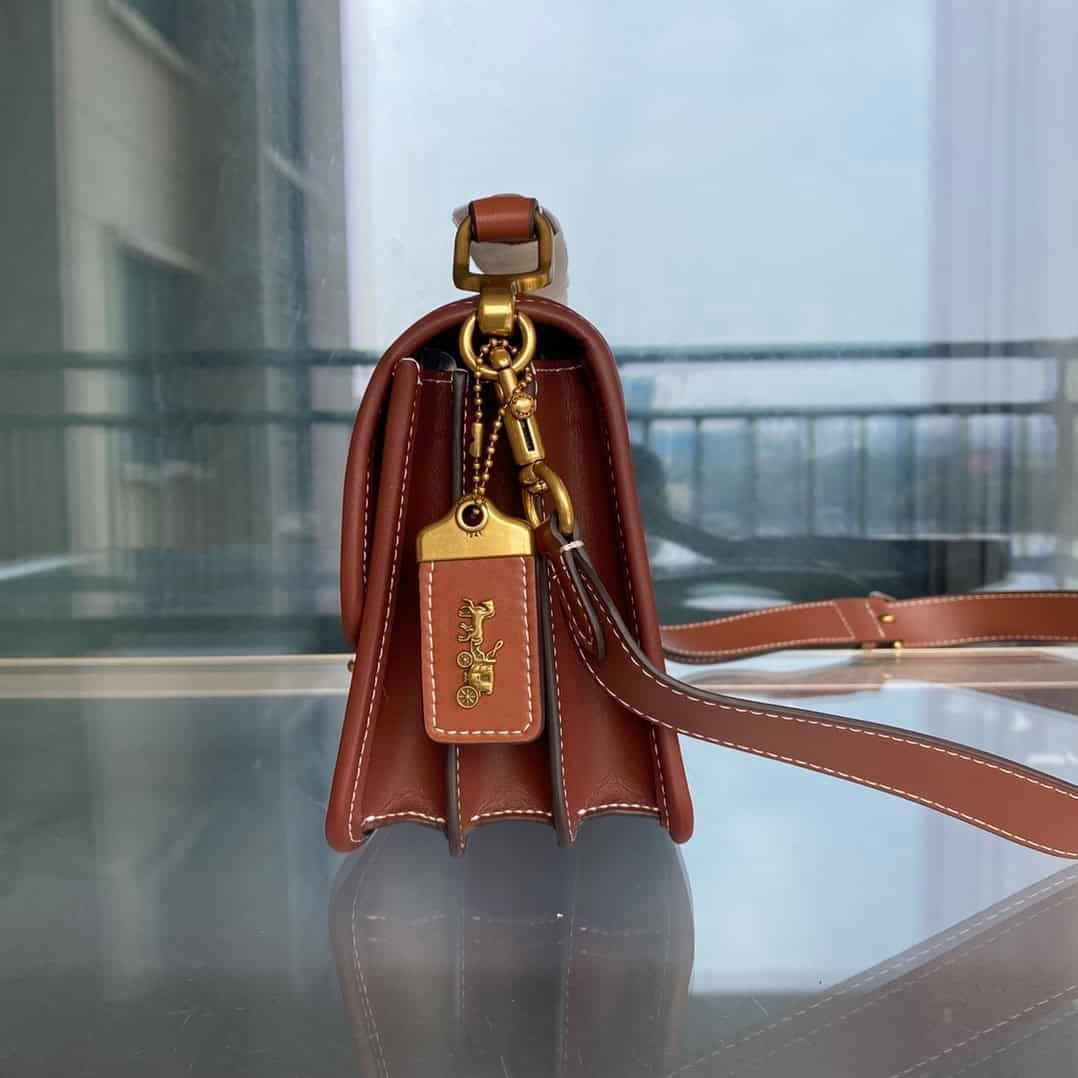 Coach Hero Large Shoulder Bag - Brown 72162 | Sandra Bags - Image 4