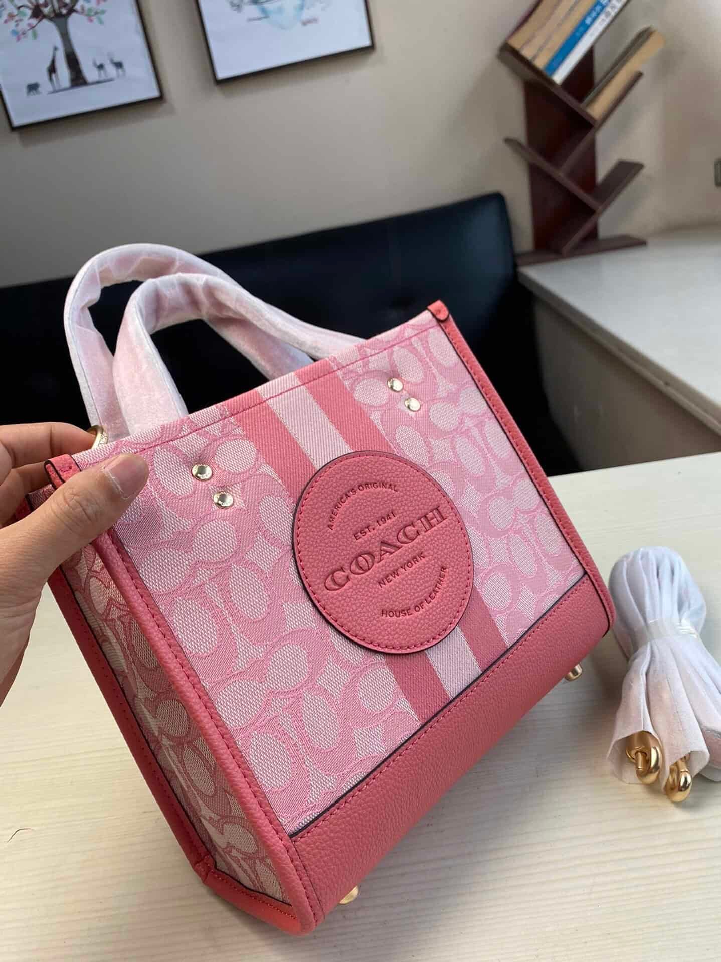 Coach Dempsey Vertical Small Tote Shopping Bag - Red 29981 | Sandra Bags - Image 2