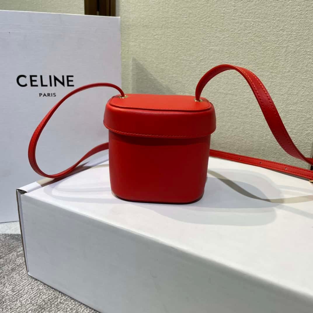 Celine Boxtriomphe Three-dimensional Small Bucket Bag - Red 91179 | Sandra Bags - Image 4