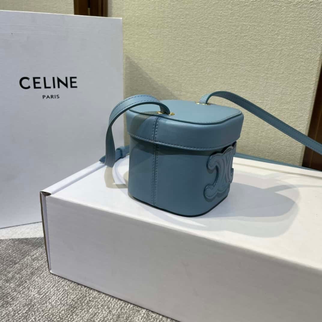 Celine Boxtriomphe Three-dimensional Small Bucket Bag - Blue 21627 | Sandra Bags - Image 5
