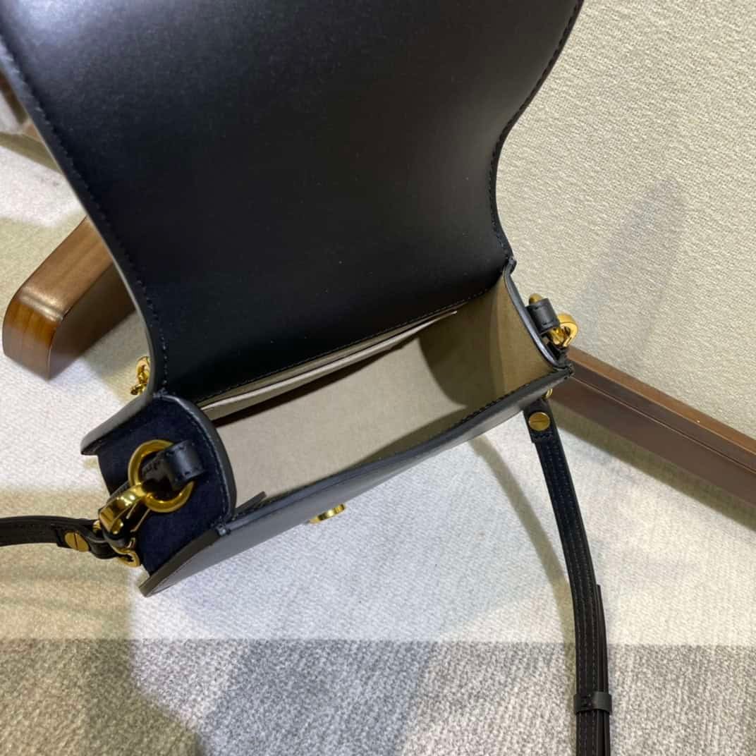 Chloe Small Nile Bracelet Minaudiere Handbag - Black 44587 | Sandra Bags - Image 2