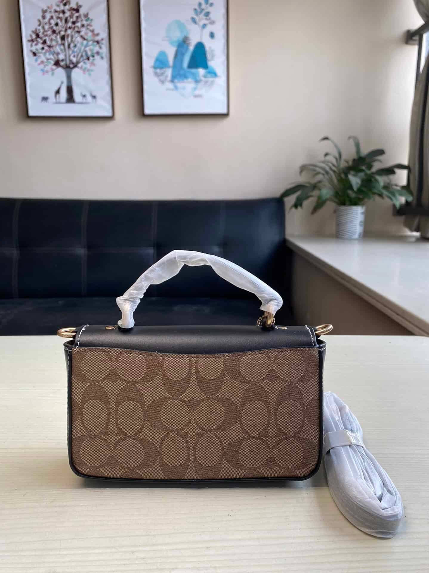 Coach Mini Josie Hand-held Crossbody Bag - Black 25616 | Sandra Bags - Image 5