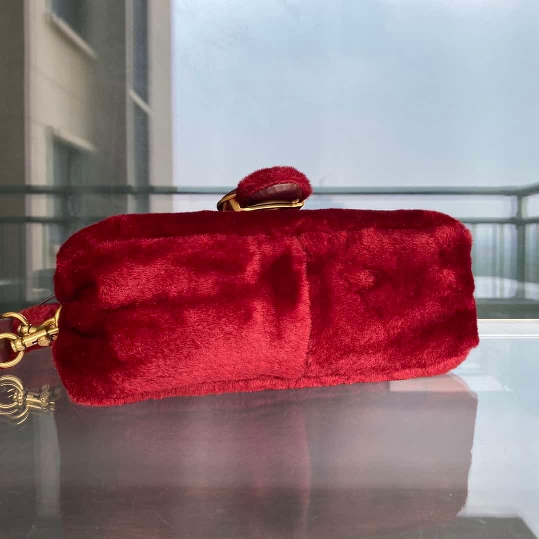 Coach Shearing Tabby Large Furry Little Cutie Handbag - Red 10343 | Sandra Bags - Image 3