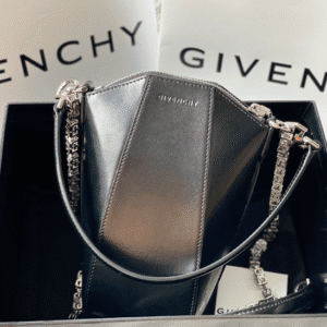 Givenchy Antigona Lock Irregular Chain Bag - Black 73137 | Sandra Bags