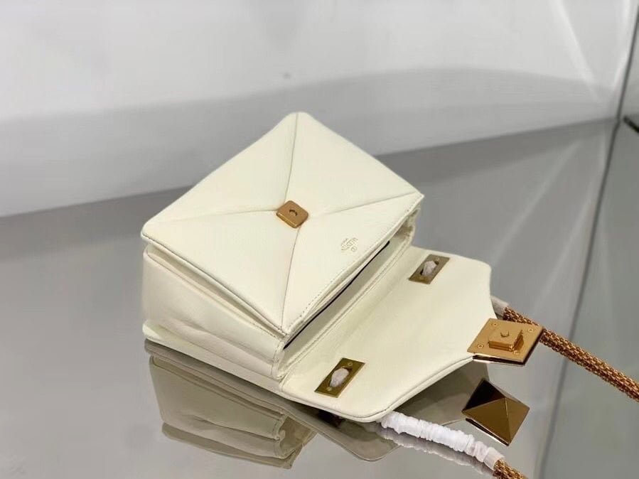 Valentino Liustud Tofu Bag - White 59840 | Sandra Bags - Image 3