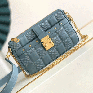 Louis Vuitton Pochette Troca Handbag - Blue 53968 | Sandra Bags