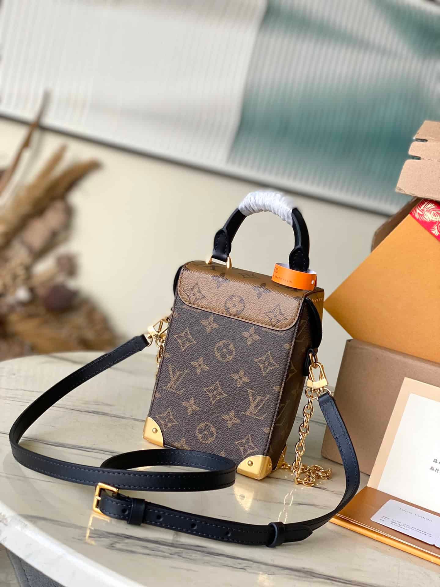 Louis Vuitton Monogram Camera Box 31497 | Sandra Bags - Image 3