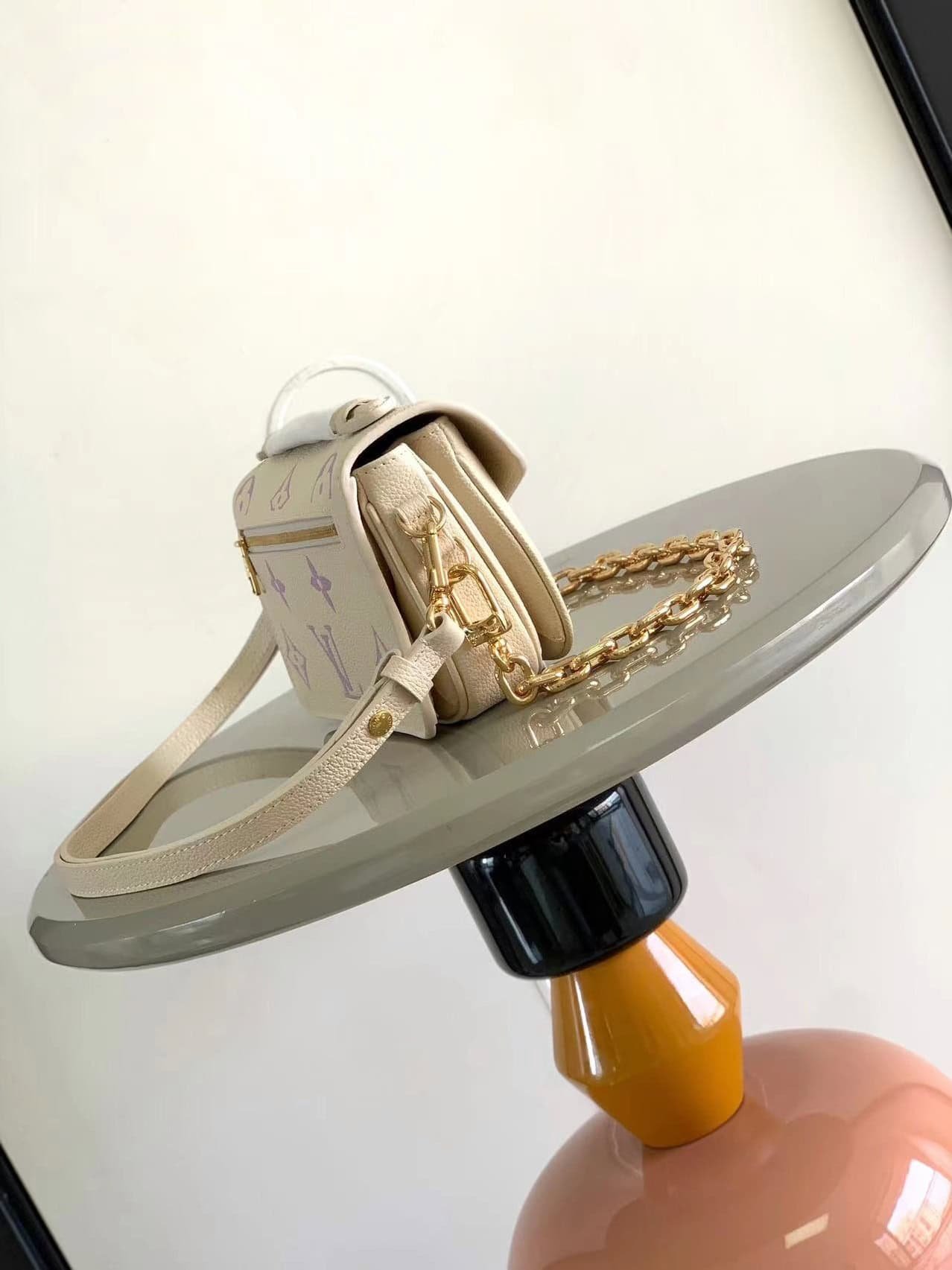 Louis Vuitton East West Métis Handbag - Cream 28114 | Sandra Bags - Image 3