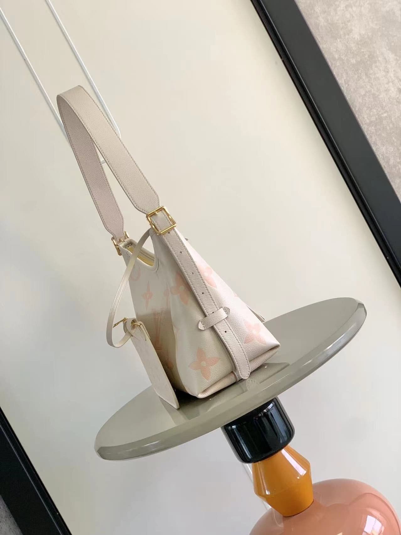 Louis Vuitton CarryAll Small Handbag – Skin 39450 | Sandra Bags - Image 4