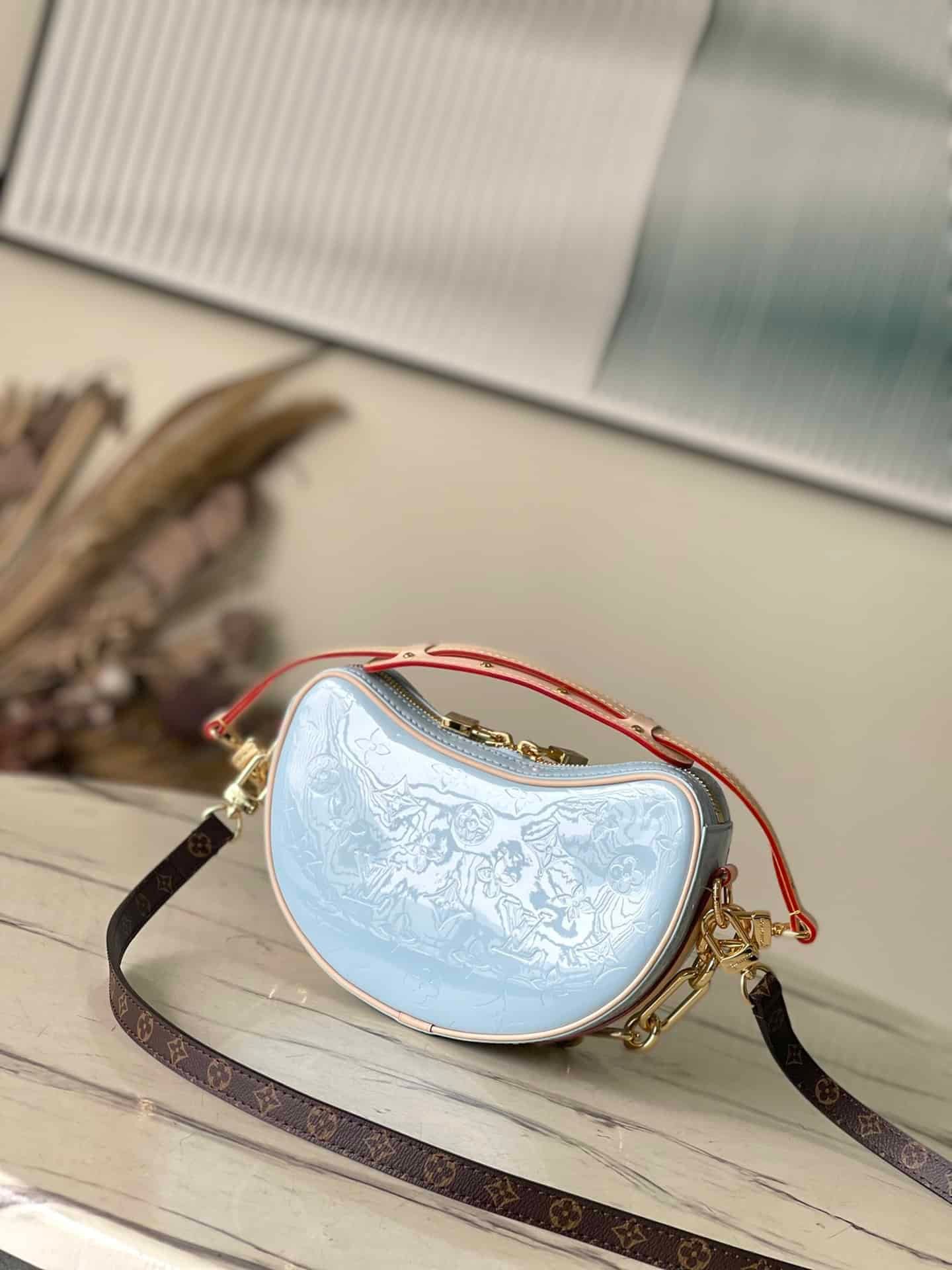 Louis Vuitton Croissant Small Handbag - Blue 34024 | Sandra Bags - Image 2