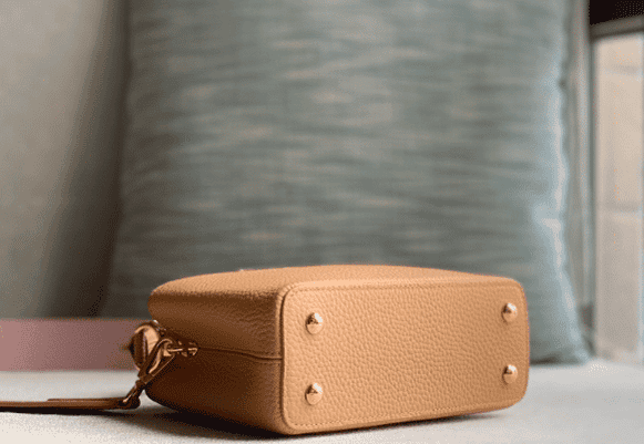 Louis Vuitton Taurillon Leather Capucines BB Mini Bag - Brown 40750 | Sandra Bags - Image 3