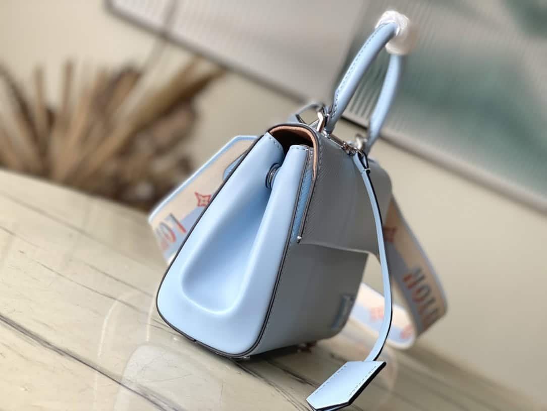 Louis Vuitton Cluny Mini Handbag - Blue 60550 | Sandra Bags - Image 5