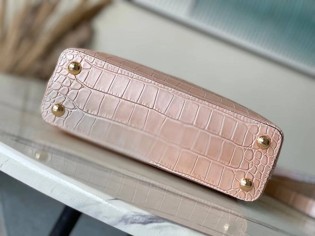 Louis Vuitton Sahara Crocodile Pattern Medium Handbag - Gold Powder 83702 | Sandra Bags - Image 3