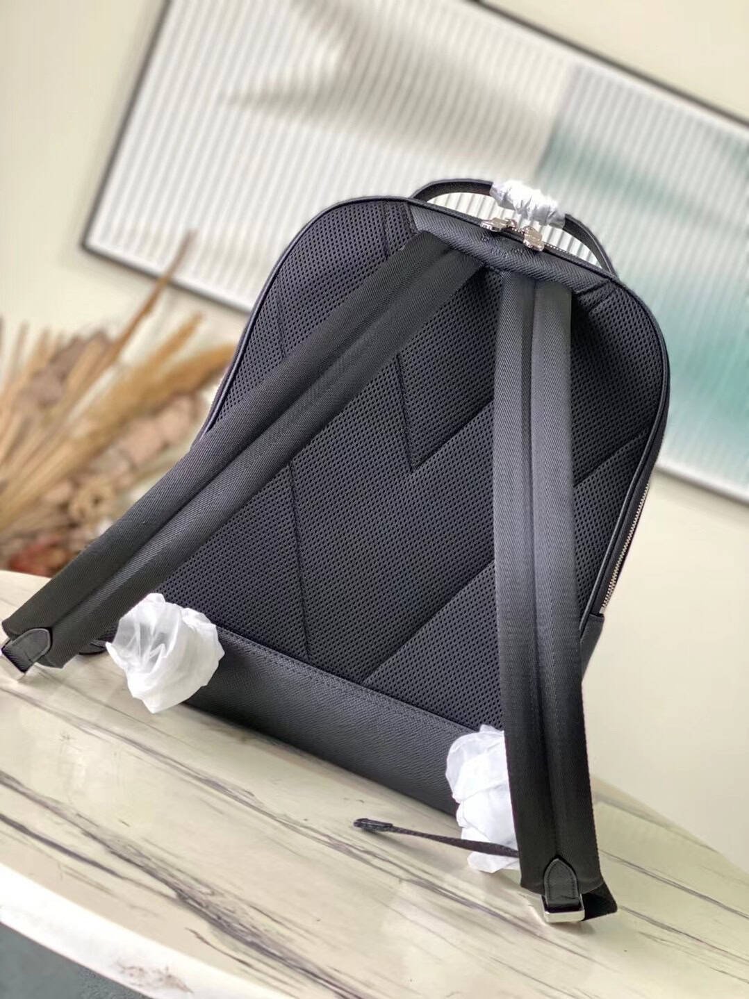 Louis Vuitton Cross Pattern Avenue Backpack 48401 | Sandra Bags - Image 4